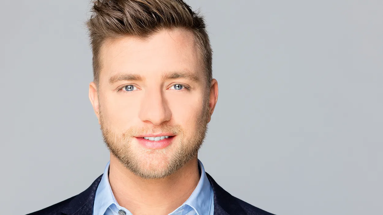 Susan Visser, Jan Versteegh en Martijn Fischer in nieuwe film Gek van Oranje BNNVARA Susan Visser, Jan Versteegh en Martijn Fischer in nieuwe film Gek van Oranje BNNVARA