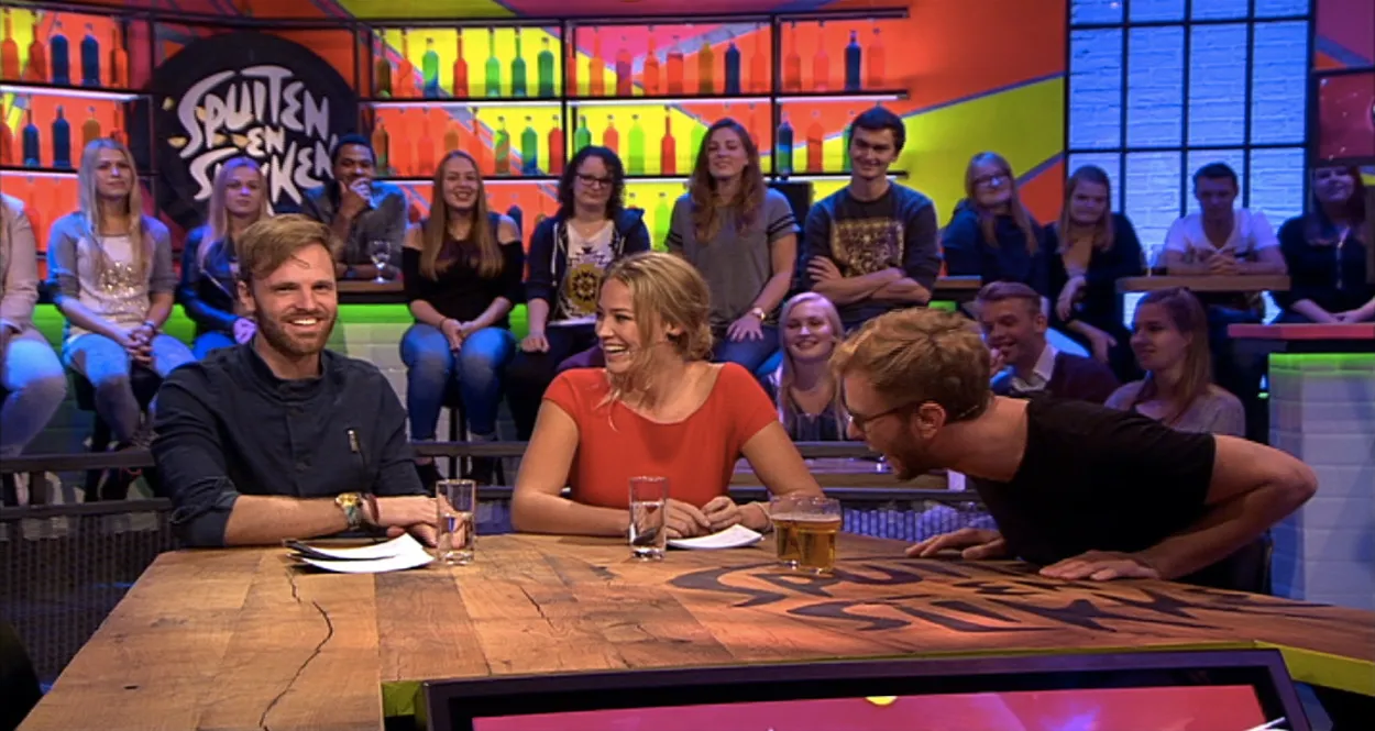 Spuiten en Slikken met Tim den Besten Oud Goud BNNVARA Spuiten en Slikken met Tim den Besten Oud Goud BNNVARA