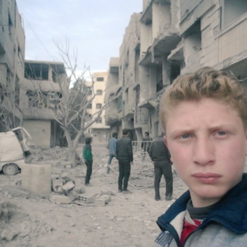 15-jarige Syrische jongen brengt oorlog in Syrië in beeld