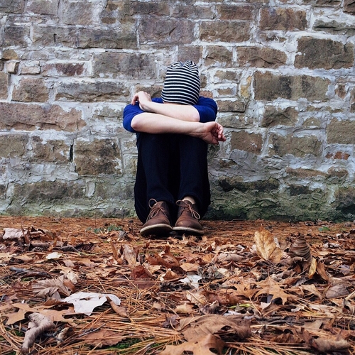 Waarom voelen veel jongeren zich eenzaam?